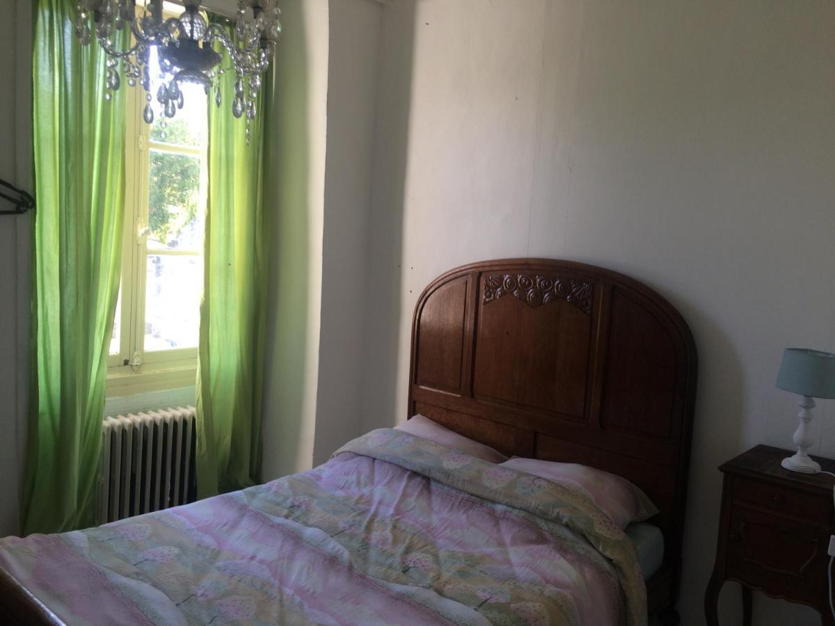 Chambres D'Hotes La Chaumiere Coulonges  Kültér fotó