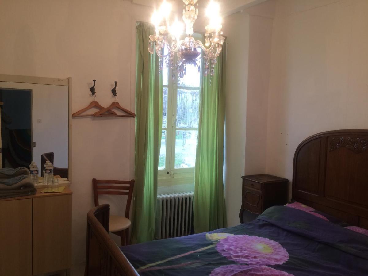 Chambres D'Hotes La Chaumiere Coulonges  Kültér fotó