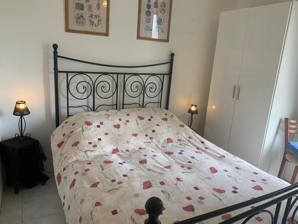Chambres D'Hotes La Chaumiere Coulonges  Kültér fotó